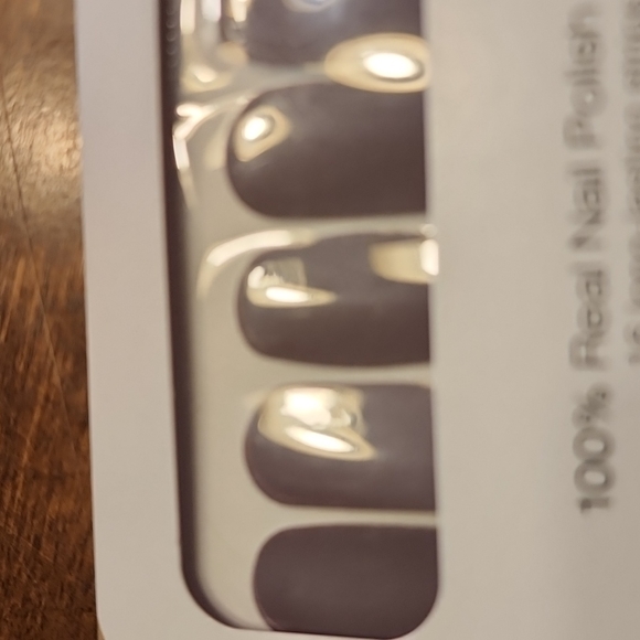 Color Street Bundle Berlin it to Win it, New York Minute,Gratitude is Everything - Picture 6 of 7